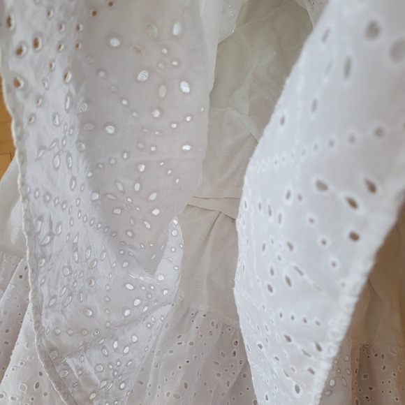 BODEN Broderie Mix Jersey Maxi Dress US 14 White Tiered Frill Sleeve V-Neck - Picture 10 of 14